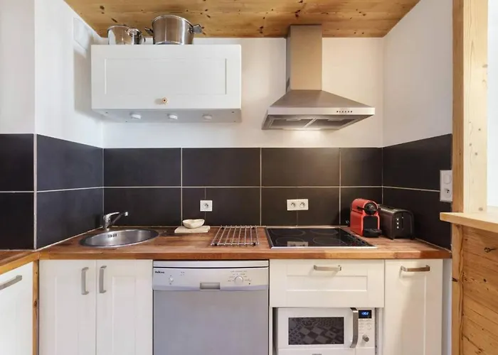 Les Choucas Spacieux 2ch Parking Calme Vues 5mn Centre *